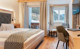 Wohlfuehlhotel Berg Heil